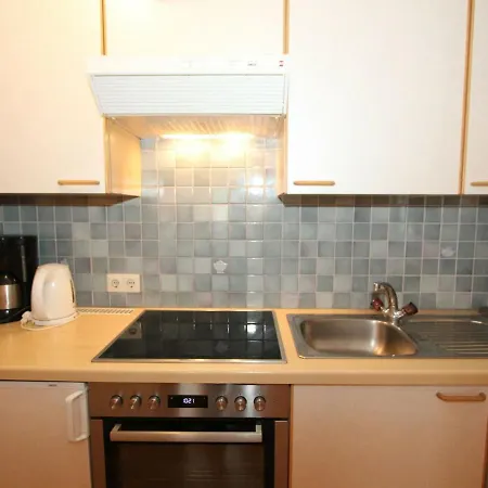 Quaint In Laengenfeld With Sauna 후벤